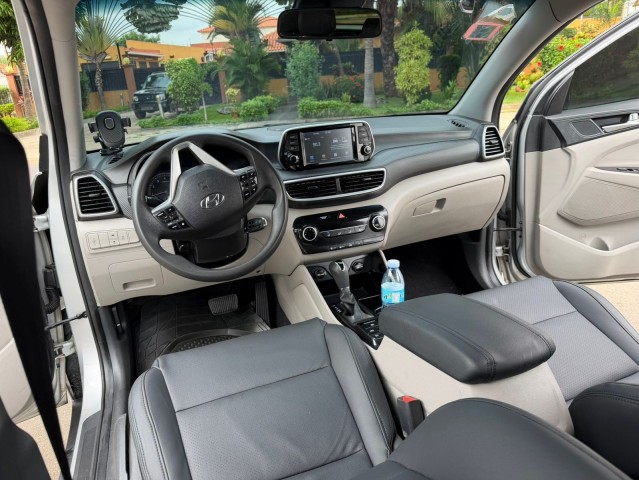 Venda HYUNDAI TUCSON LIMPO
