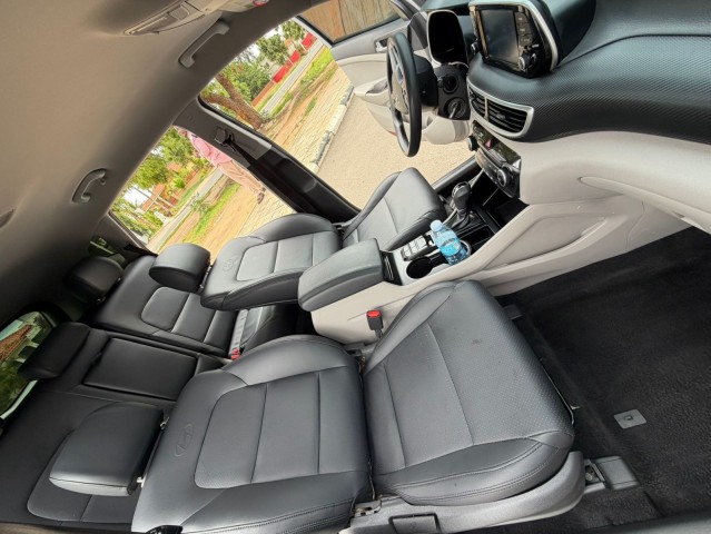 Venda HYUNDAI TUCSON LIMPO