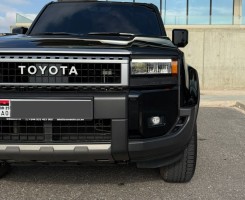 A venda TOYOTA LAND CRUISER PRADO