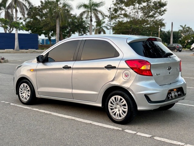 Venda Ford figo semi novo