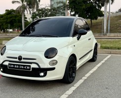 A venda Fiat 500 impecável