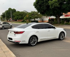 A venda Kia K7