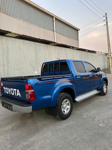 Venda TOYOTA HILUX