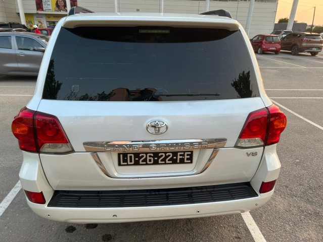 Venda TOYOTA LAND CRUISER | VX