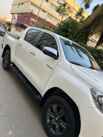 Venda TOYOTA HILUX | SRS