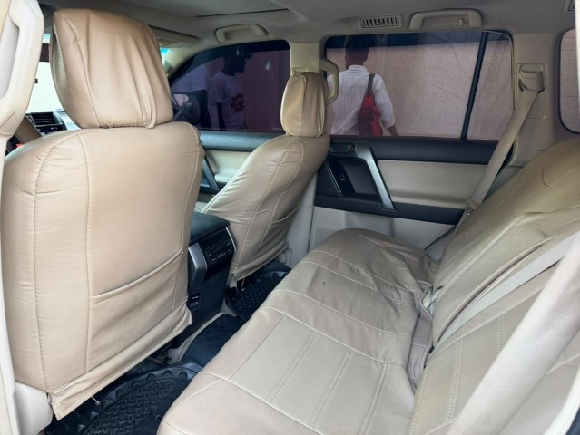 Venda TOYOTA LAND CRUISER PRADO TLX FULL