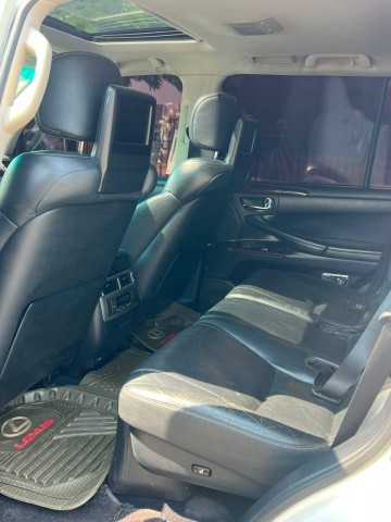 Venda LEXUS LX570S