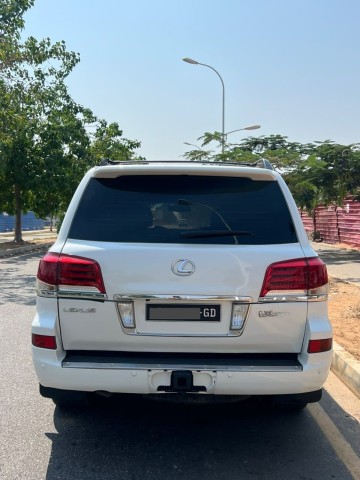 Venda LEXUS LX570S