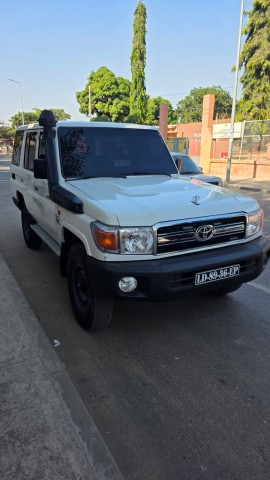 Venda TOYOTA LAND CRUISER | LX