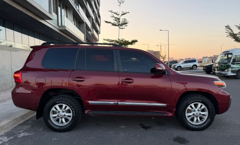 Venda TOYOTA LAND CRUISER | VX