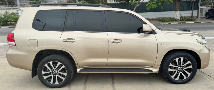 Venda TOYOTA LAND CRUISER | VX BITURBO