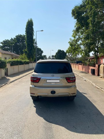 Venda NISSAN PATROL PLATINIUM V8