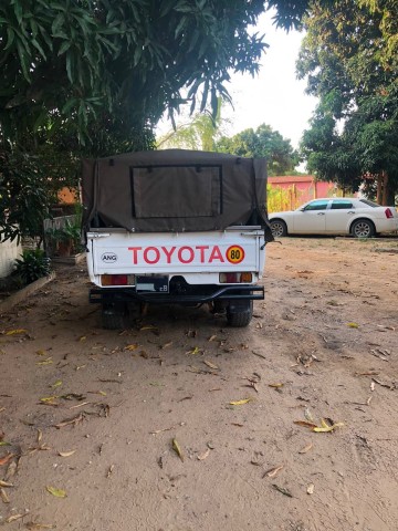 Venda TOYOTA LAND CRUISER | AZ (CABINE SIMPLES)