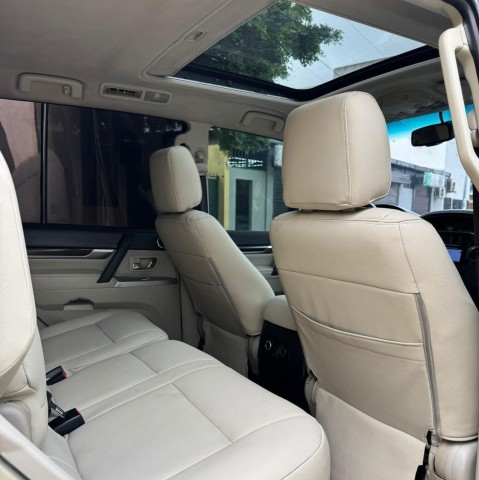 Venda MITSUBISHI PAJERO V6 LIMPO SÉRIE H