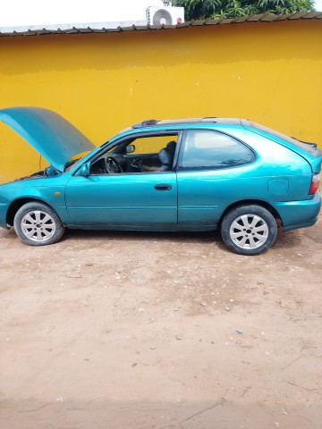 Venda TOYOTA COROLLA "RABO DE PATO"