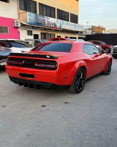 Venda DODGE CHALLENGER SRT V8 5.7 LIMPO SÉRIE A