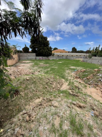 Venda TERRENO PREMIUM NA ESTRADA DO BENFICA OPORTUNIDADE DE INVESTIMENTO!