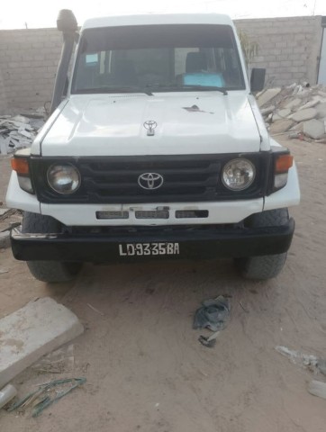 Venda Toyota Land Cruiser HZ