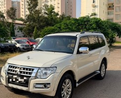 Comprar Mitshubishi Pajero GLS Full
