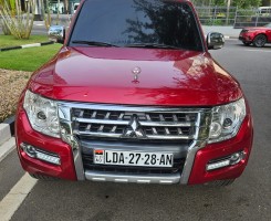 A venda MITSUBISHI PAJERO FULL OPTION SÉRIE AN