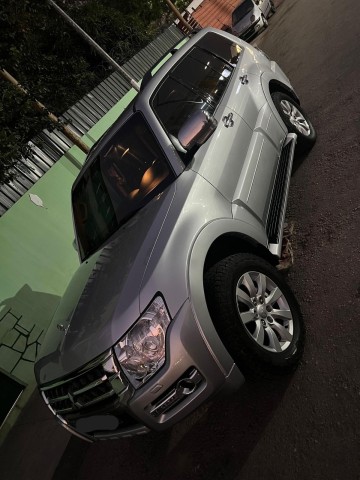 Venda *MITSUBISHI PAJERO MIVEC 2023 Full Option