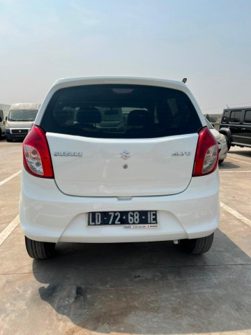 Venda SUZUKI AUTO { 936539125 }