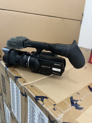 Venda VENDO SONY HANDYCAM NEX-VG20 + KIT COMPLETO