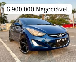 A venda HYUNDAI ELANTRA FULL OPTIONS