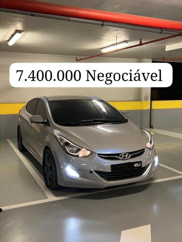 Venda HYUNDAI ELANTRA