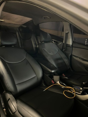 Venda HYUNDAI ELANTRA
