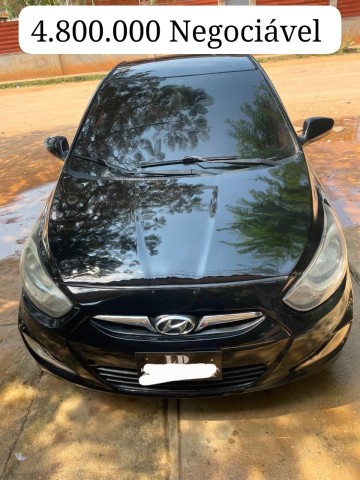 Venda HYUNDAI ACCENT DUAS VARETAS