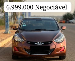A venda HYUNDAI ELANTRA FULL OPTIONS