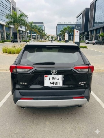 Venda TOYOTA RAV4 ÚLTIMO MODELO