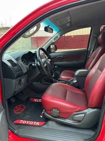 Venda TOYOTA HYLUX