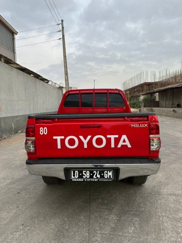 Venda TOYOTA HYLUX