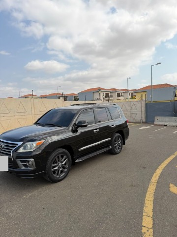 Venda LEXUS LX570