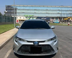 A venda TOYOTA COROLLA HYBRID