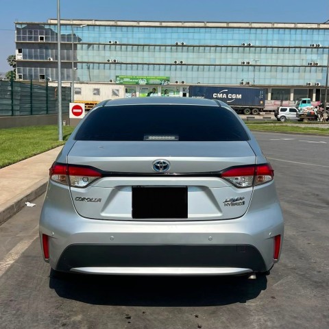 Venda TOYOTA COROLLA HYBRID