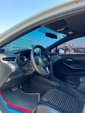 Venda TOYOTA COROLLA HYBRID