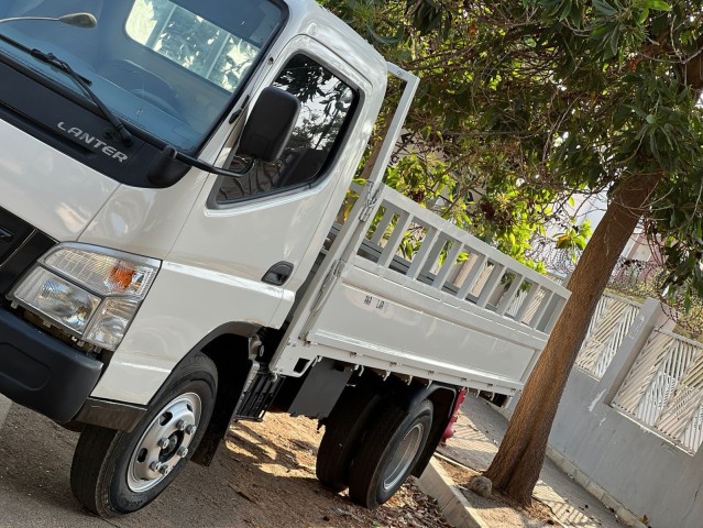 Venda MITSUBISHI CANTER