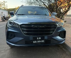 A venda JETOUR X70 | 240T