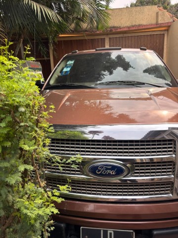 Venda FORD F150 { 936539125 }