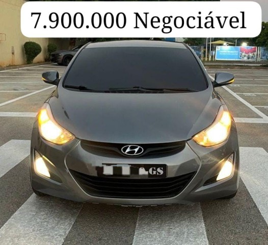 Venda HYUNDAI ELANTRA
