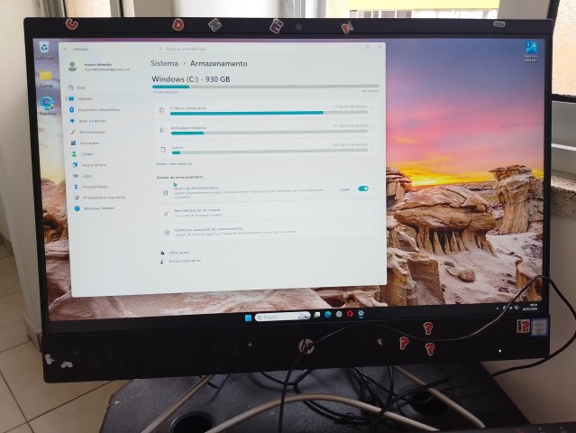 Venda Computador All-in-One HP 200 G3 Intel Core i3 (1 Terabyte de Espaço + Teclado e Rato Originais)