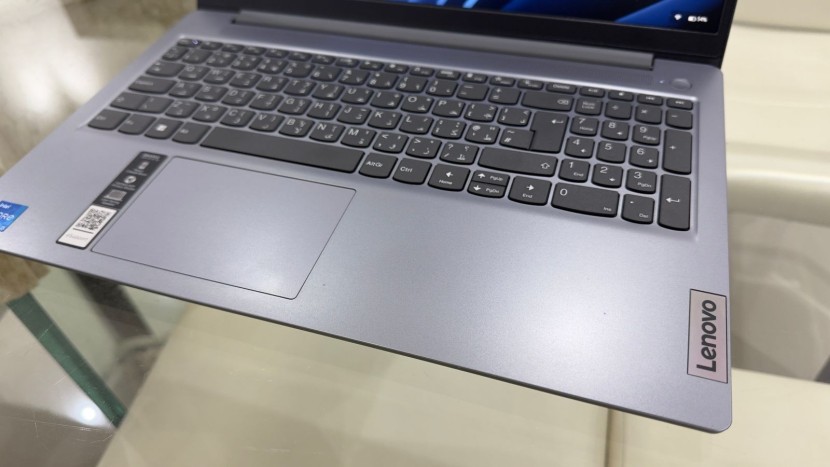 Venda Lenovo IdeaPad Slim 3, FHD Intel Core i5, 13ª Geração, 8GB Ram, SSD 500GB