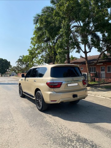 Venda NISSAN PATROL PLATINIUM V8