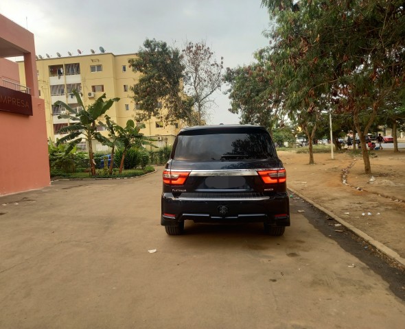 Venda Nissan Patrol Platinum Edition 2022