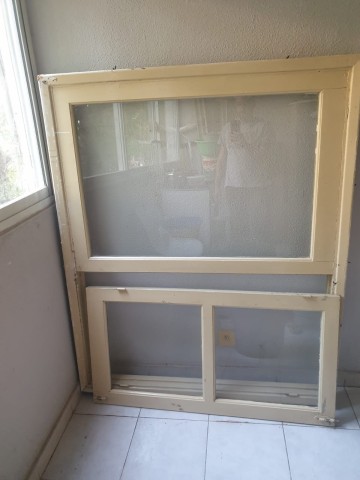 Venda Moveis, Armários Cozinha, Janelas com Gradeamentos