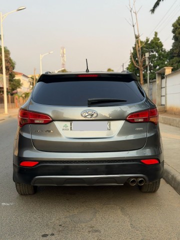 Venda HYUNDAI SANTA FÉ LIMPO MATRÍCULA SÉRIE F