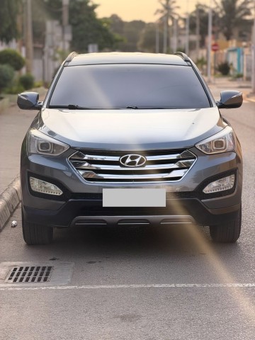 Venda HYUNDAI SANTA FÉ LIMPO MATRÍCULA SÉRIE F